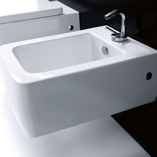 WS Bath Collections Ego 3225 Wall Mounted Ceramic Bidet