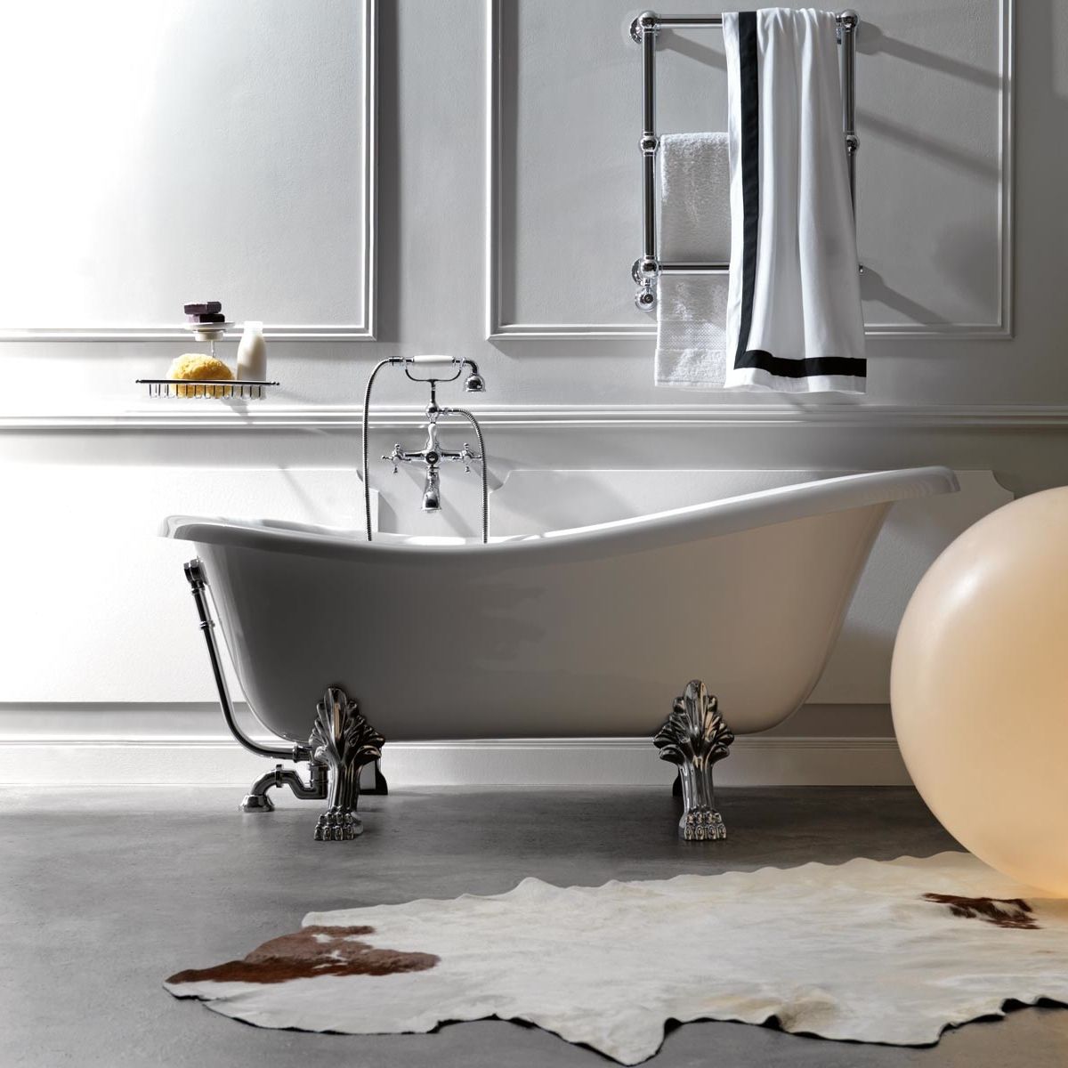 Materials Used in Bathtubs - Glass and Resin