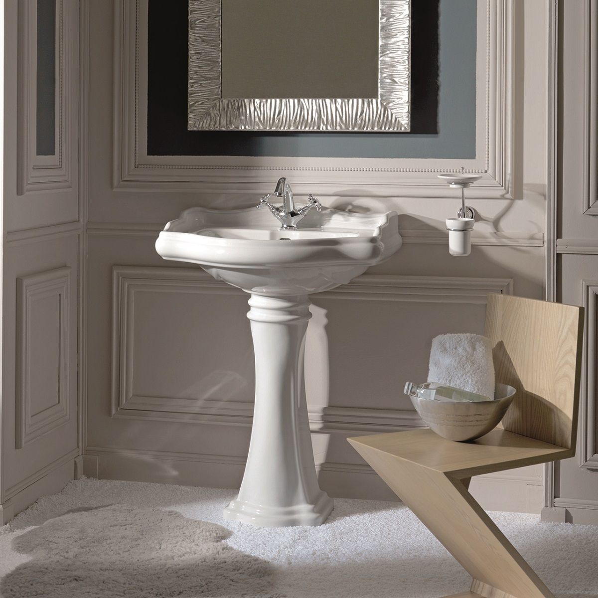 How to Use Space - Pedestal Sink